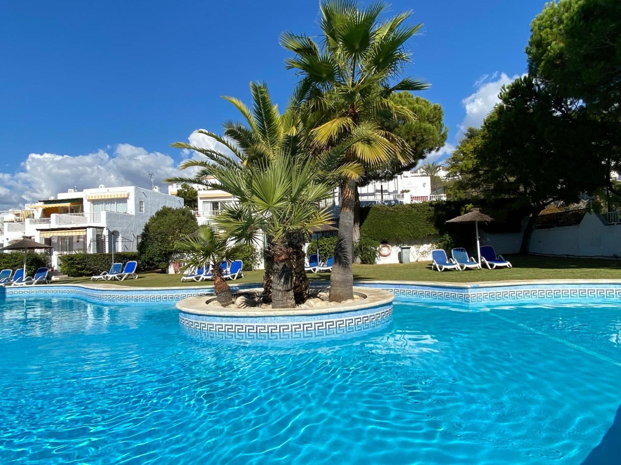 Paraiso Blanco 16A Apartments Casasol Нерха Номер фото